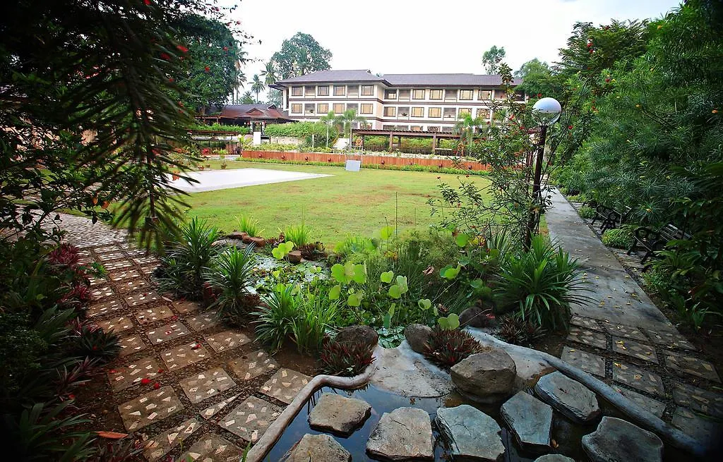 Hotel Tropika Davao